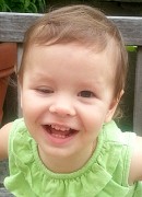 Жанна Фриске спасла от рака сетчатки 2-летнюю девочку Амелию